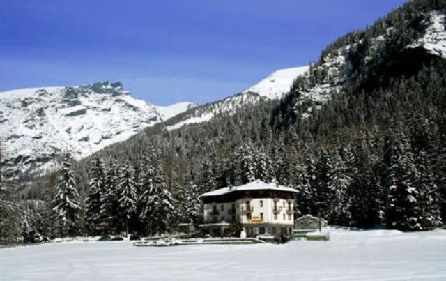 Hotel Le Campagnol Champoluc Buitenkant foto