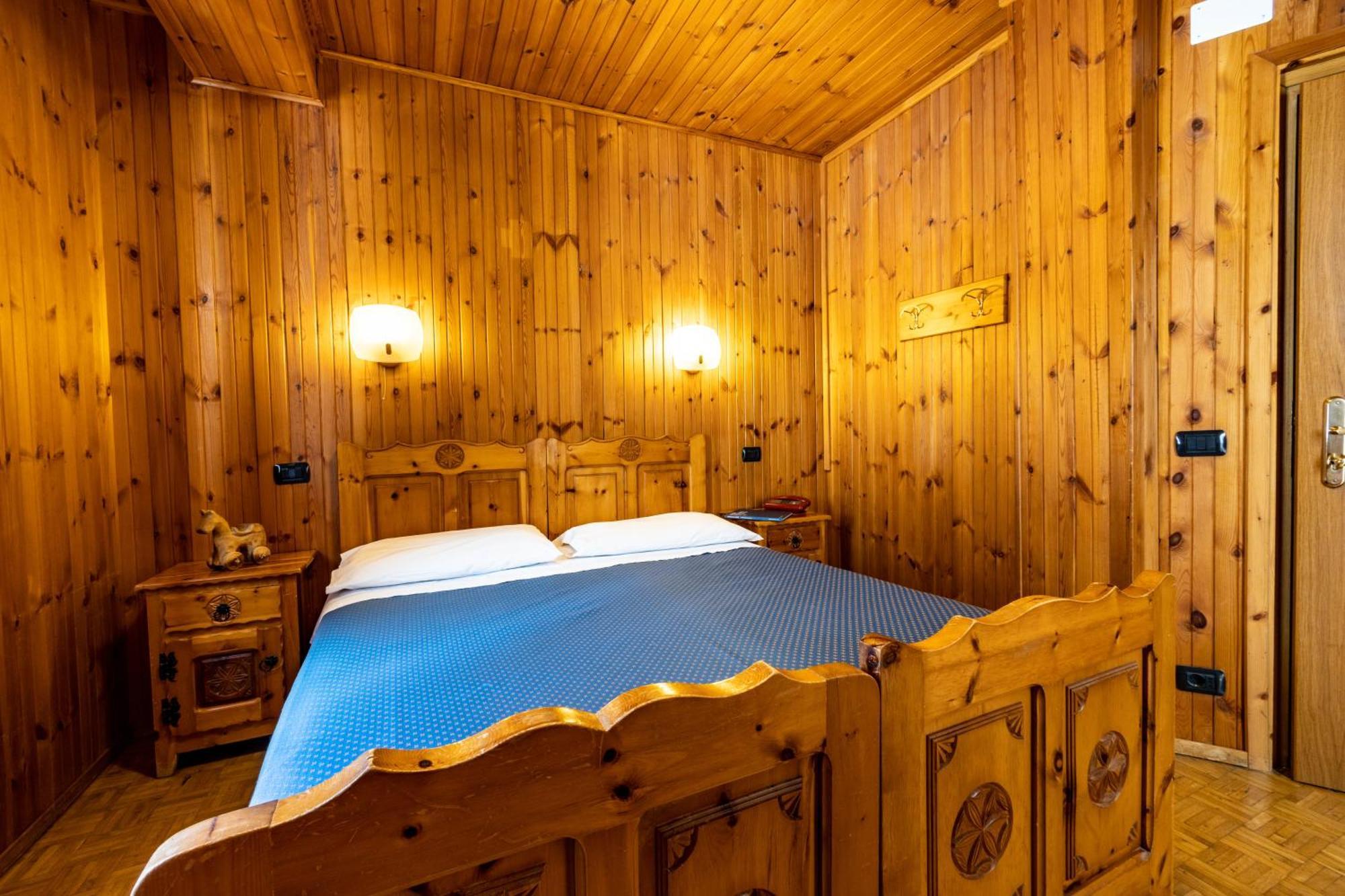 Hotel Le Campagnol Champoluc Buitenkant foto