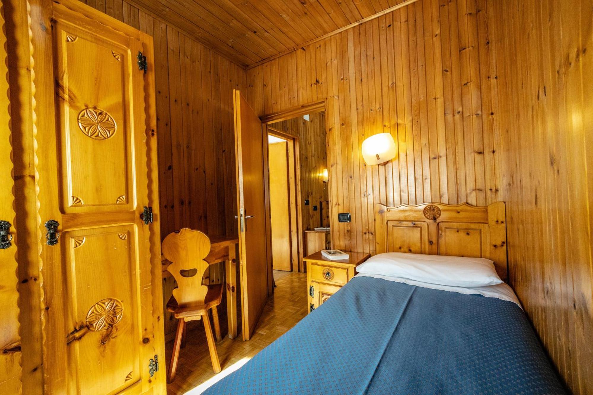 Hotel Le Campagnol Champoluc Buitenkant foto
