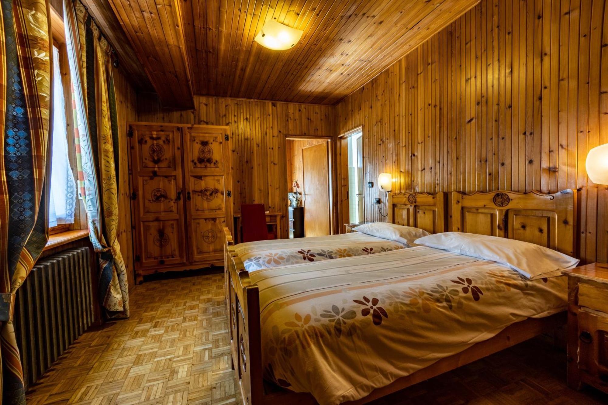 Hotel Le Campagnol Champoluc Buitenkant foto